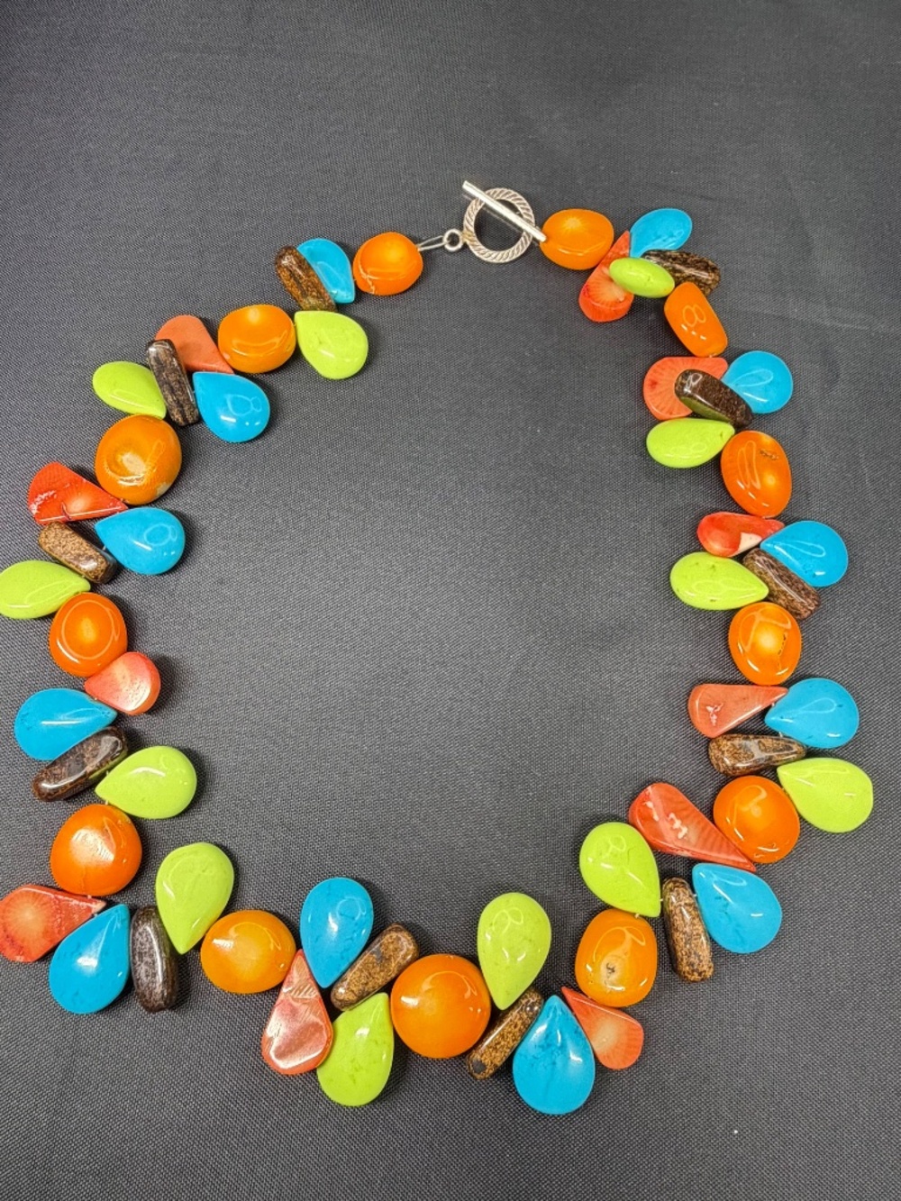 Coral Gemstone Multicolor Southwestern Necklace Teardrop Beads Toggle, 18" long